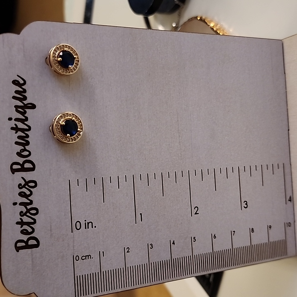 925S Sterling Post 18K  With Simulated Sapphires - Picture 4 of 6